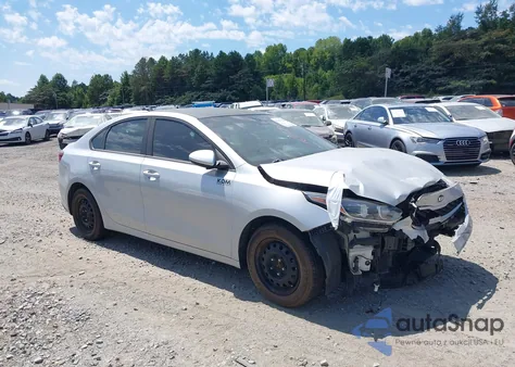 2019 Kia Forte Lxs z USA, uszkodzony, nr VIN 3KPF24AD6KE086941